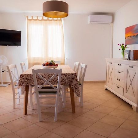 Apartment Laetitia Kaštelir Exteriér fotografie