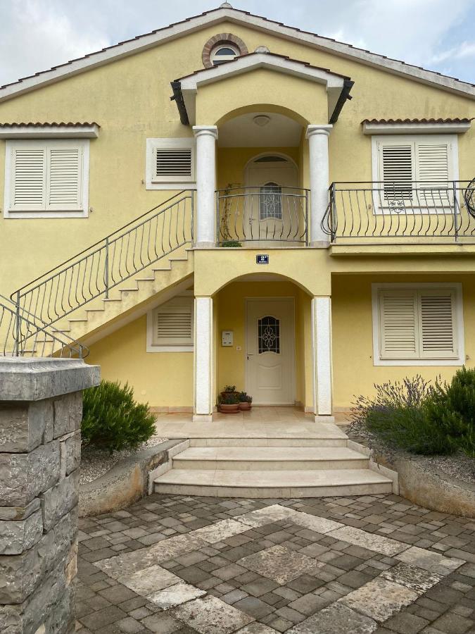 Apartment Laetitia Kaštelir Exteriér fotografie