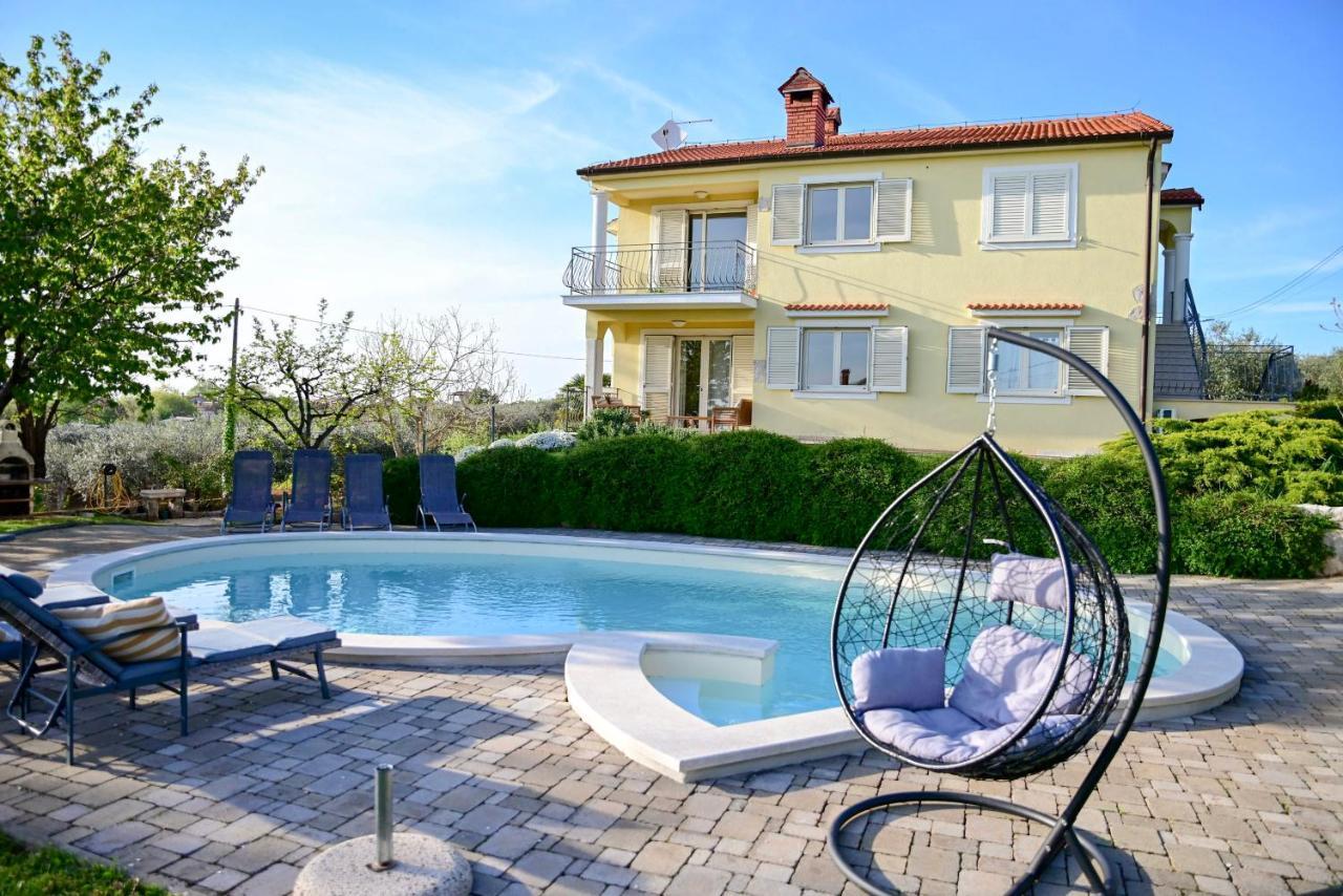 Apartment Laetitia Kaštelir Exteriér fotografie