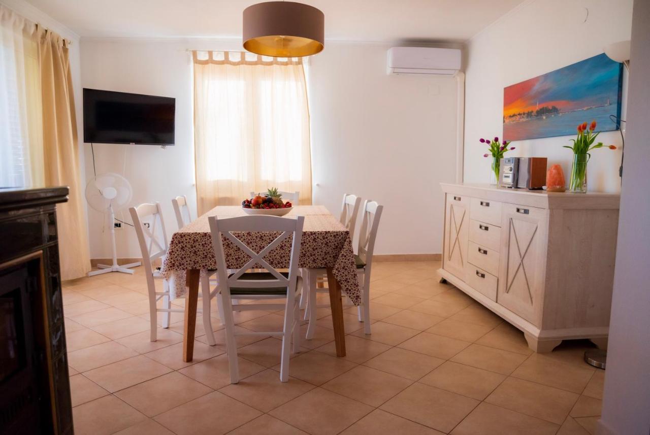Apartment Laetitia Kaštelir Exteriér fotografie
