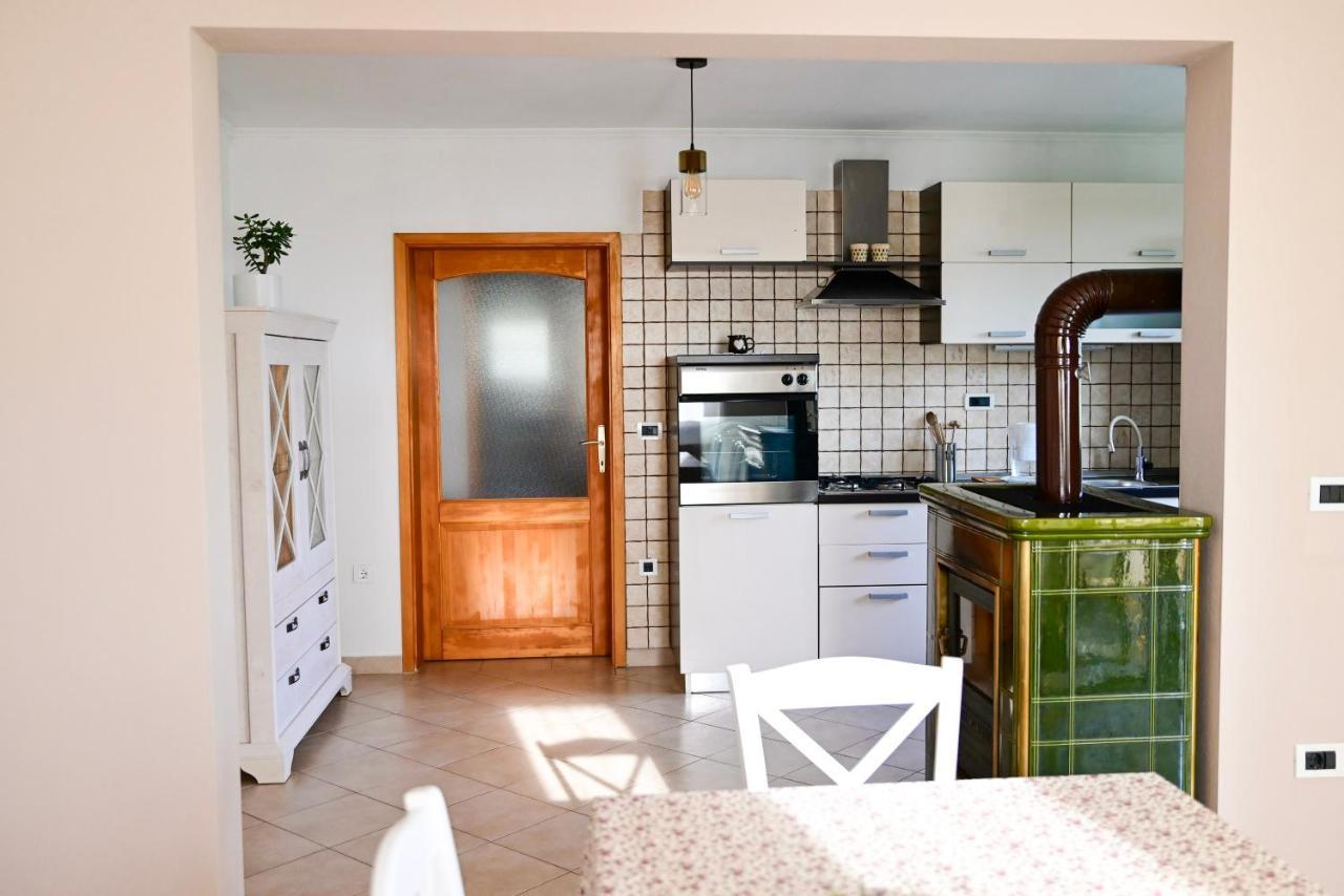 Apartment Laetitia Kaštelir Exteriér fotografie